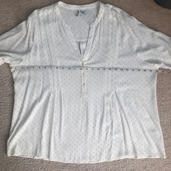 Elle Split V-Neck Polka Dot Blouse XXL - Picture 7 of 11
